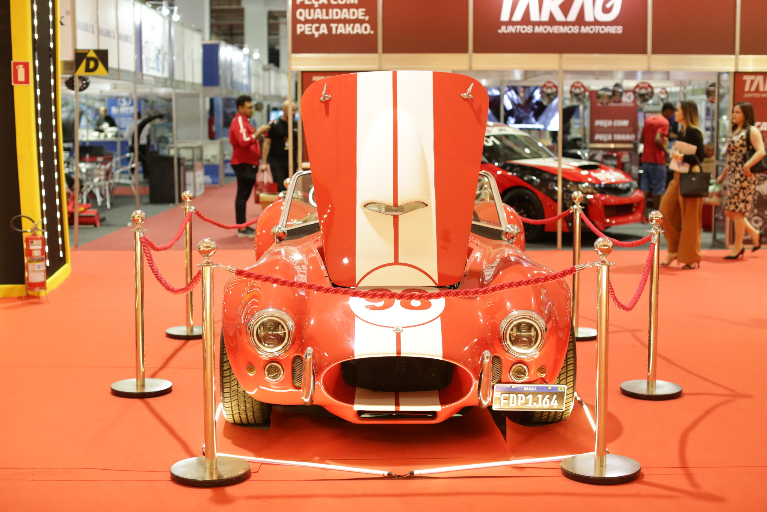 Carro Shleby em exposição da Expo Peças - exposiçao de carros em Goiânia
