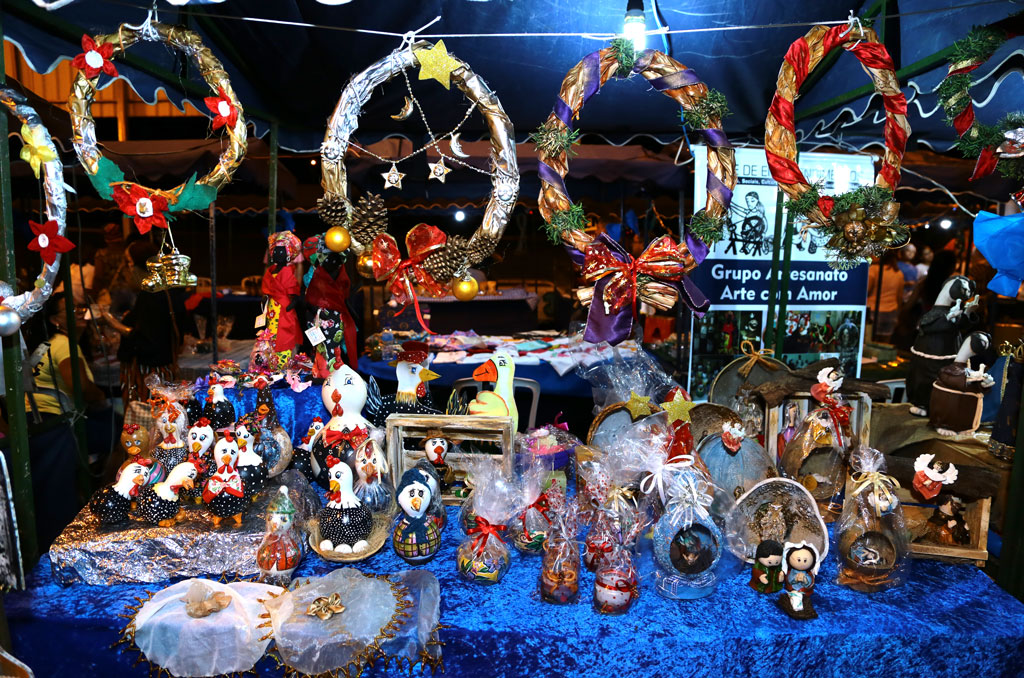 FEIRA-ARTESANAL e NATALINA