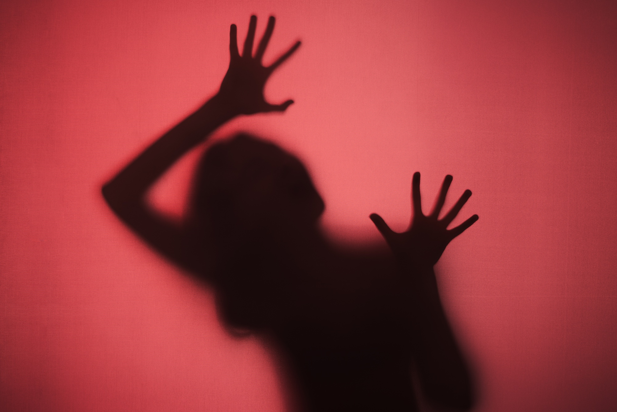 Mulher é agredida com filha