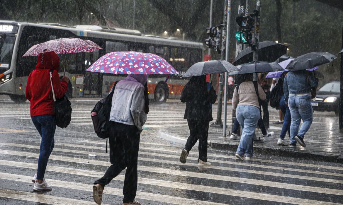 Feriadão deve ter chuva