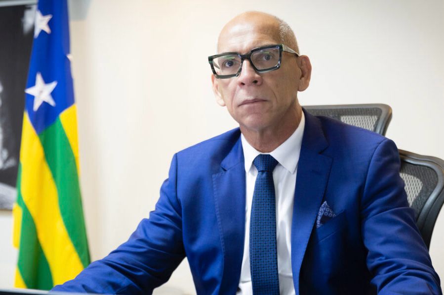 Goiás reduz endividamento