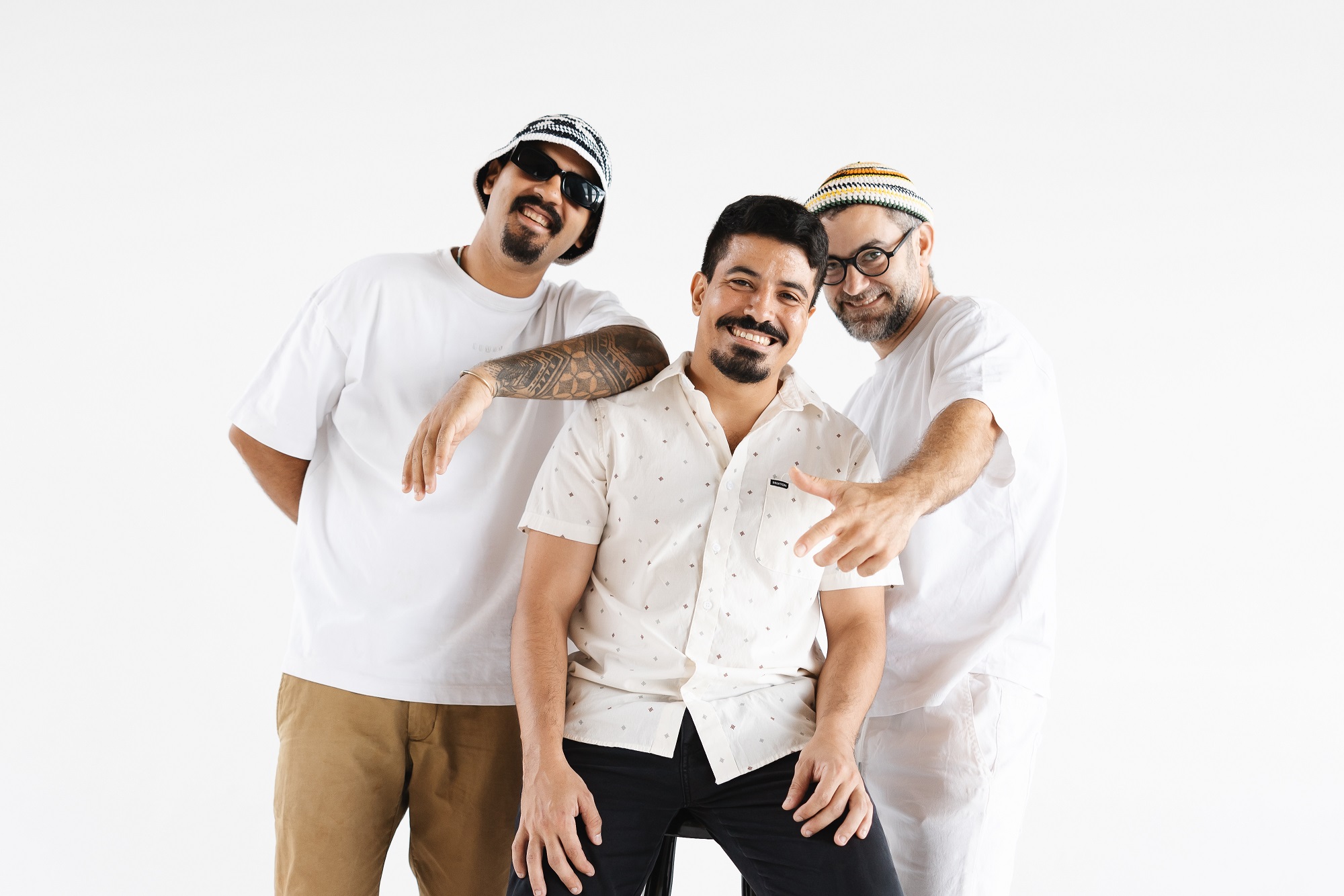 Fernandinho Trio se apresenta