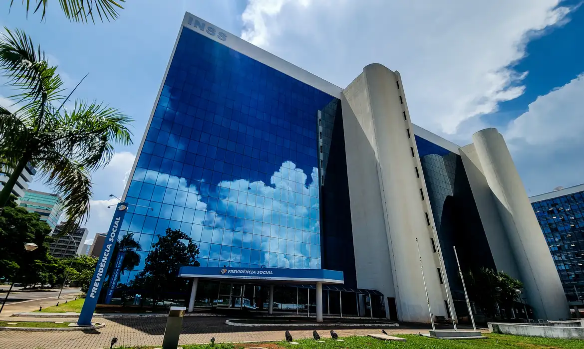 INSS vai restituir aposentados