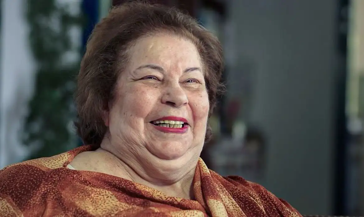Cantora Nana Caymmi