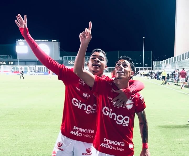 Vila Nova vence o Athletic