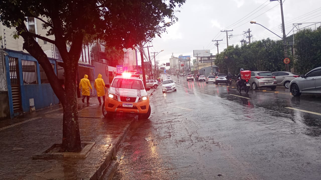 Goiânia continua em alerta