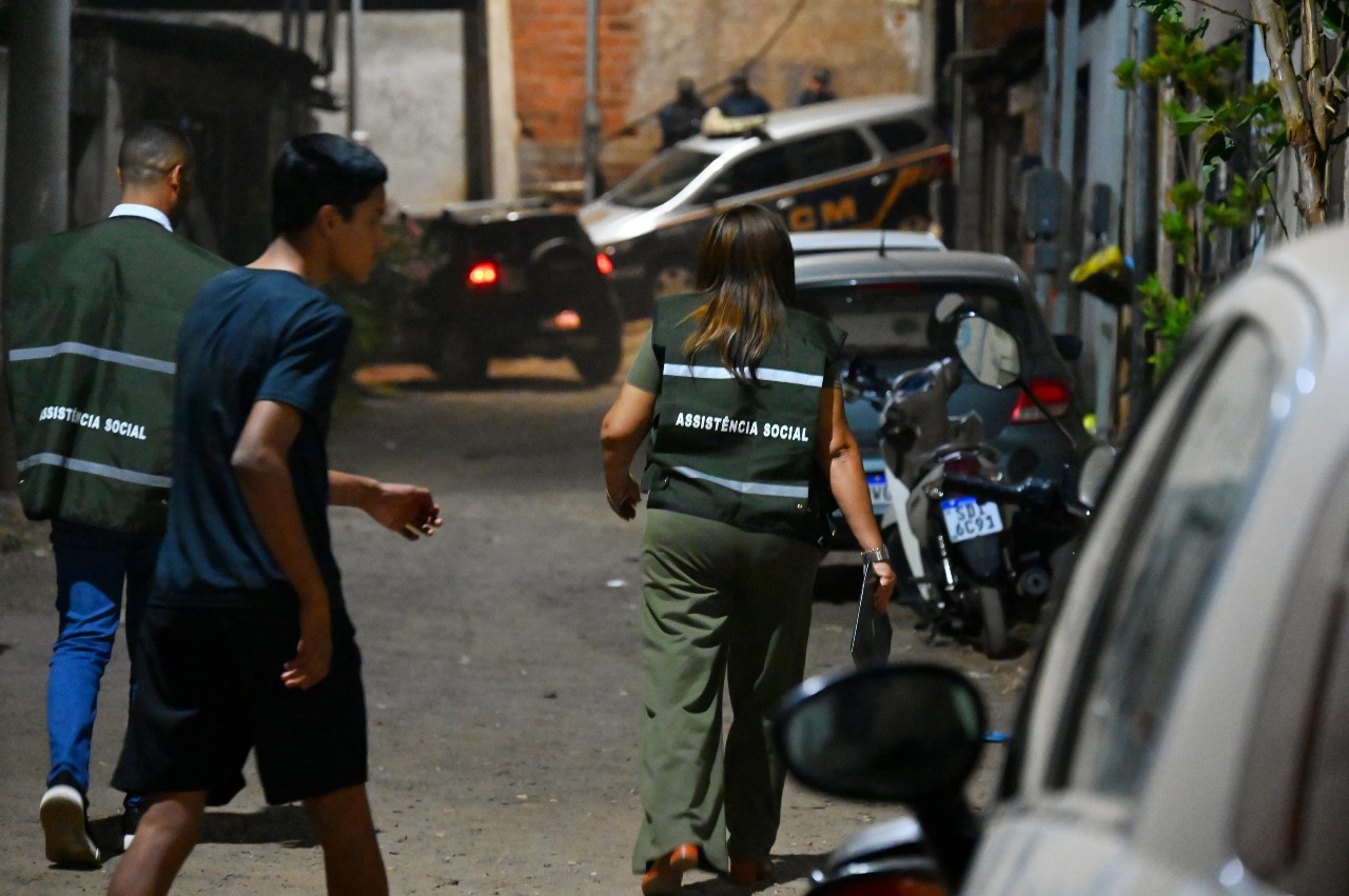 Falsas visitas da assistência social