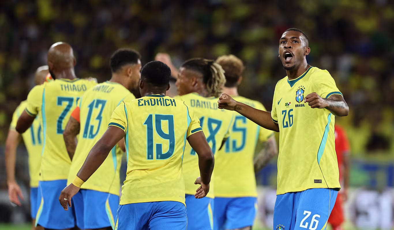 Seleção Brasileira faz sua estreia