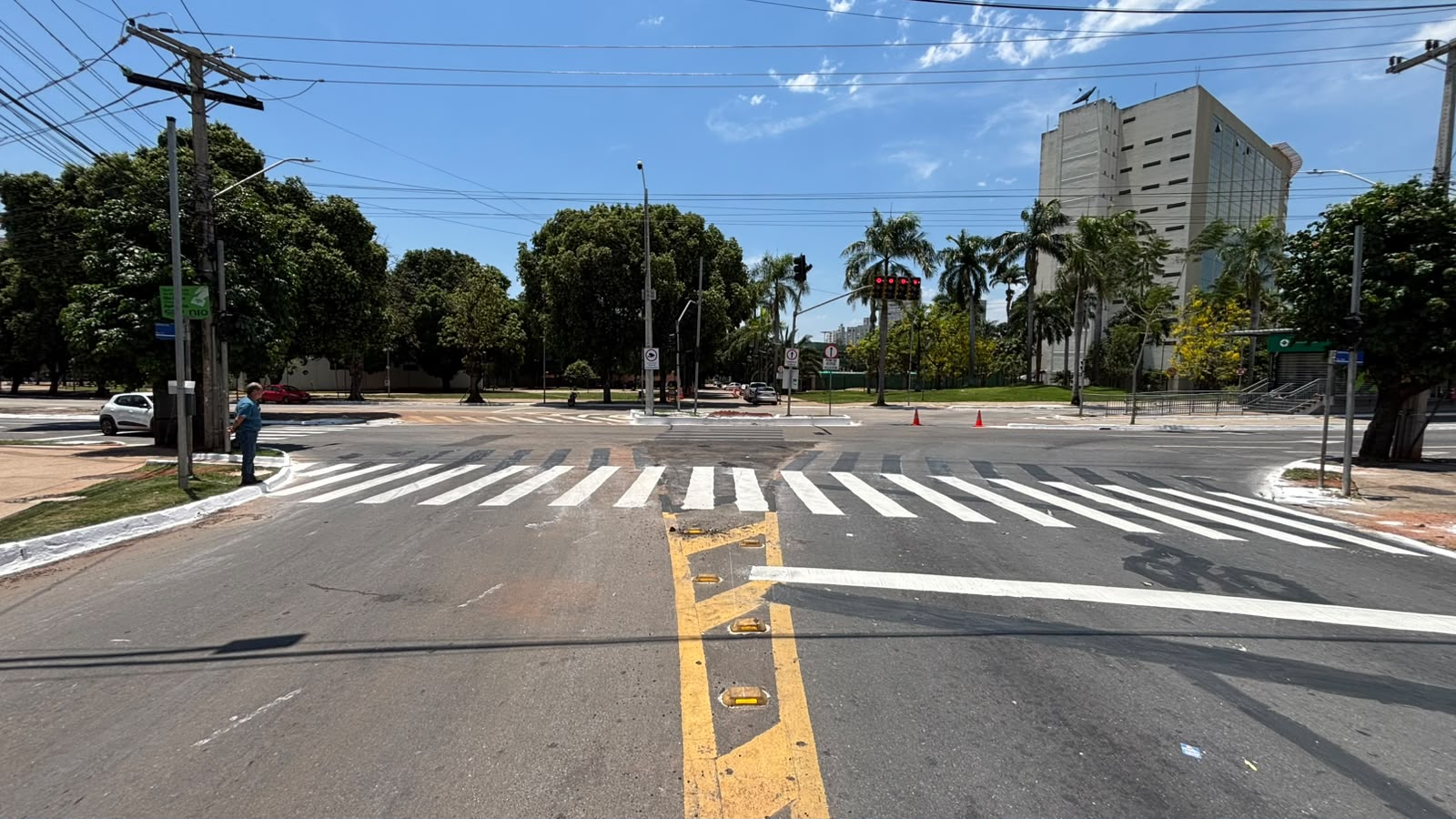 Retirada de ilha de concreto